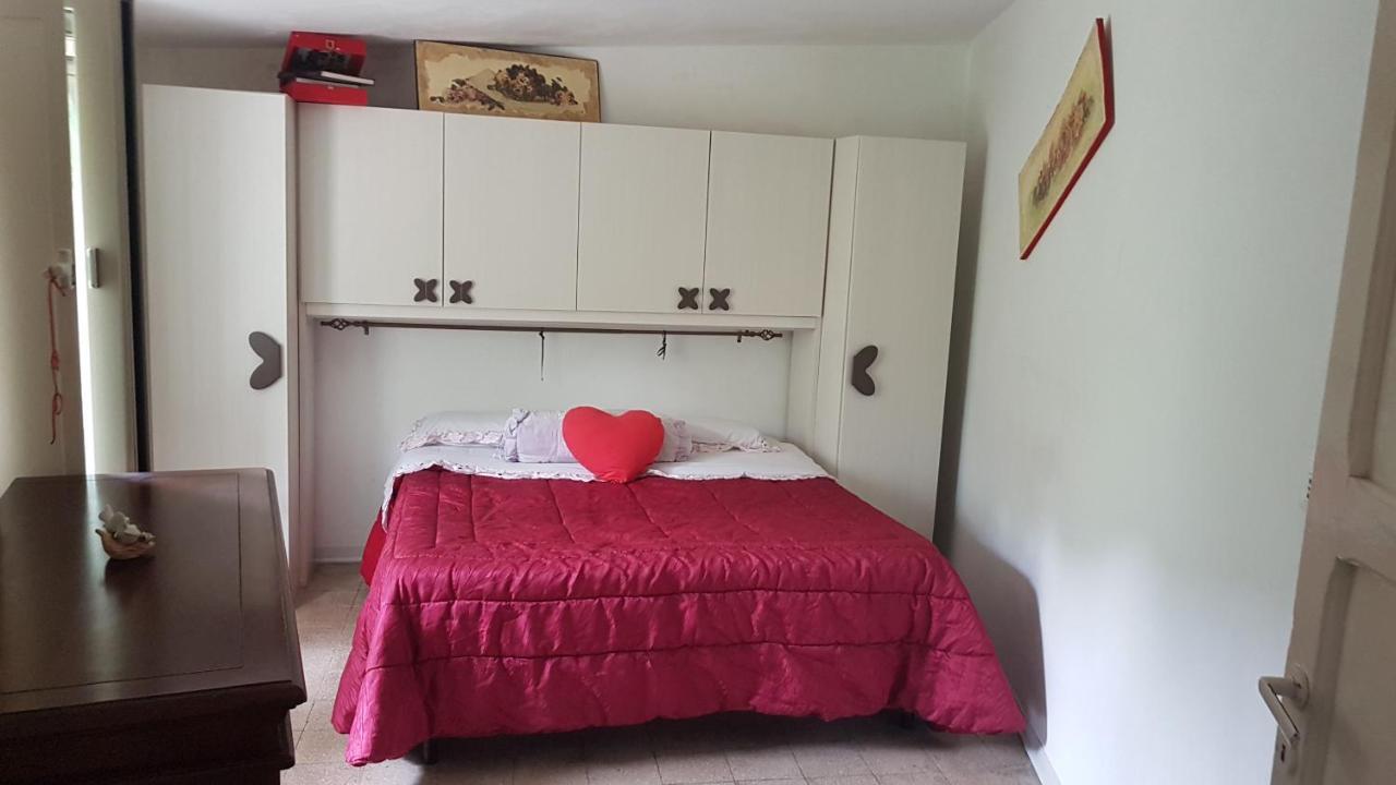 Appartement La Casetta Del Pellegrino à Poggio Bustone Extérieur photo